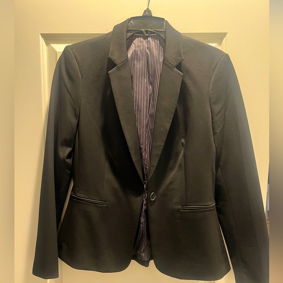 Express Black Blazer Size 8 - Picture 1 of 5